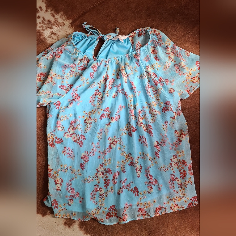 Lauren Conrad floral blouse